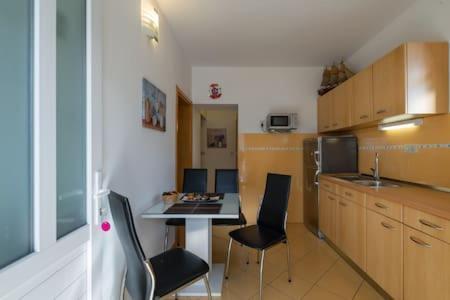 Apartmani Jelena Omiš Dış mekan fotoğraf